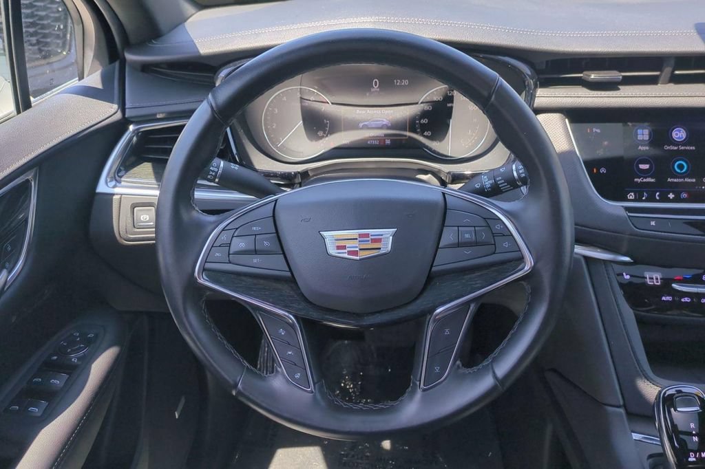 Used 2022 Cadillac XT5 Premium Luxury AWD/4WD image 28