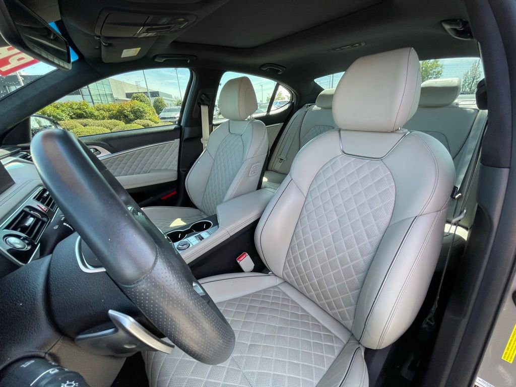 Used 2023 Genesis G70 3.3T w/ Sport Prestige Package image 21