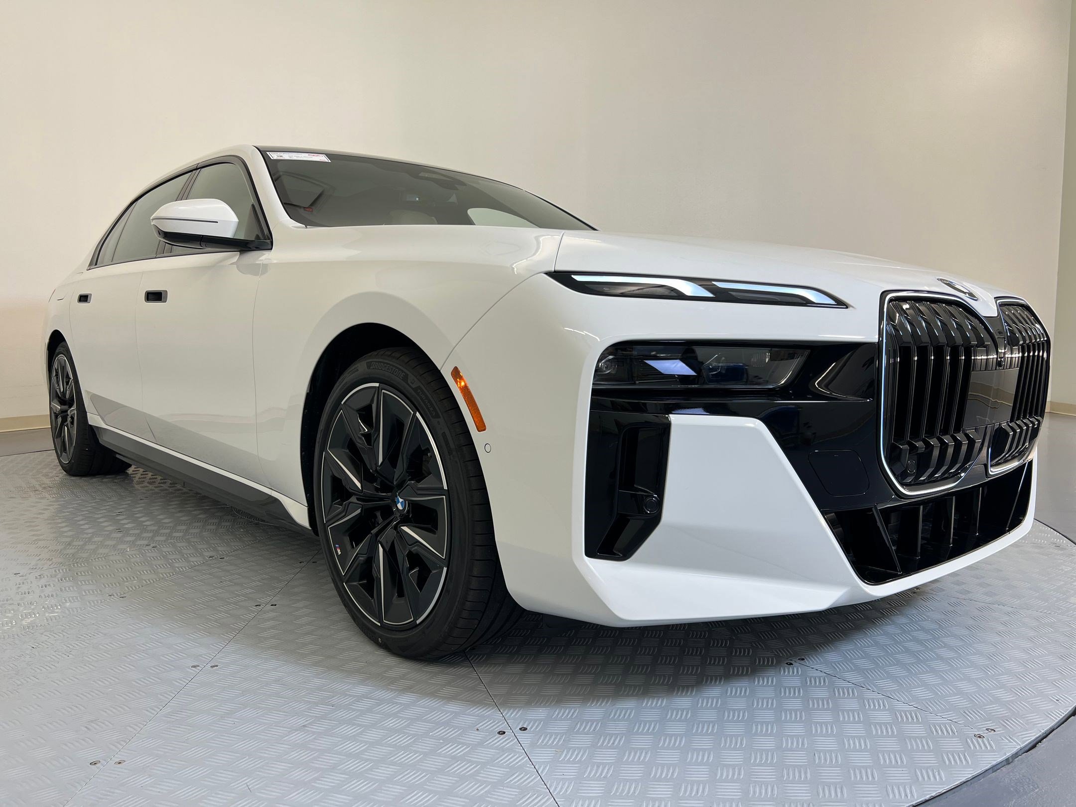 New 2026 BMW i7 eDrive50 w/ M Sport Package image 7