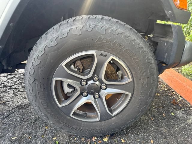 Used 2021 Jeep Wrangler Unlimited Sport w/ Sun And Sound Package AWD/4WD image 9
