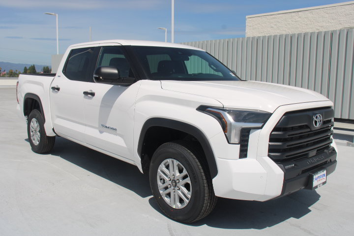 New 2026 Toyota Tundra SR5 AWD/4WD image 2