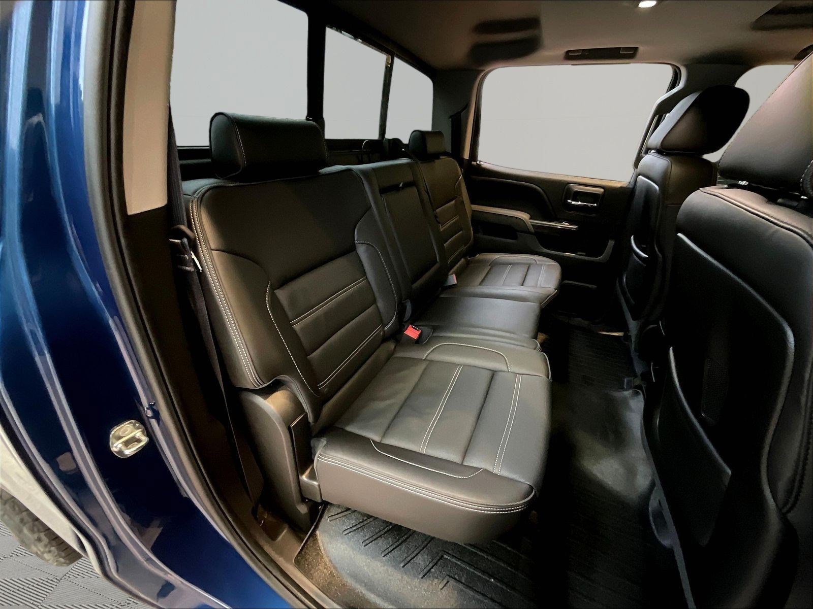 Used 2015 GMC Sierra 1500 Denali w/ Driver Alert Package AWD/4WD image 26