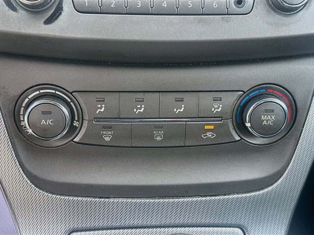 Used 2014 Nissan Sentra SR w/ SR Driver Package FWD image 15