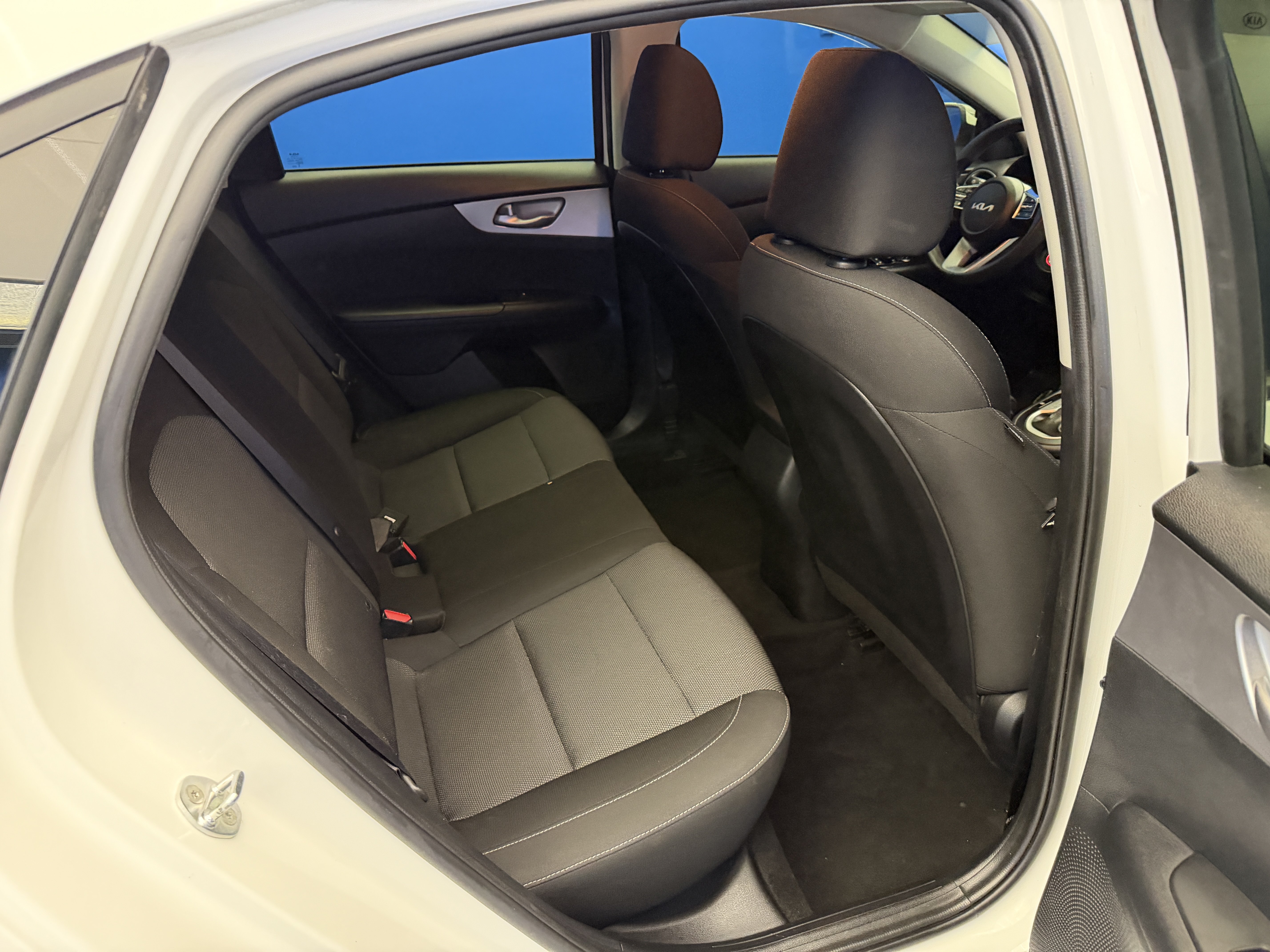 Used 2022 Kia Forte Sedan FWD image 23