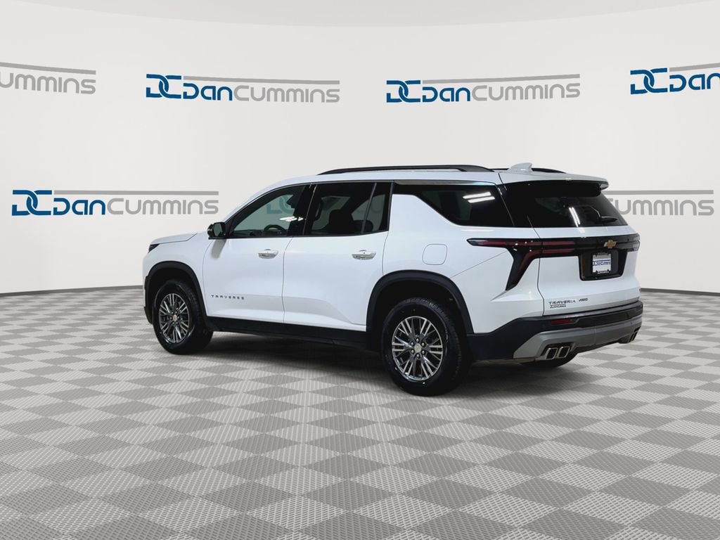 Used 2024 Chevrolet Traverse LT AWD/4WD image 6
