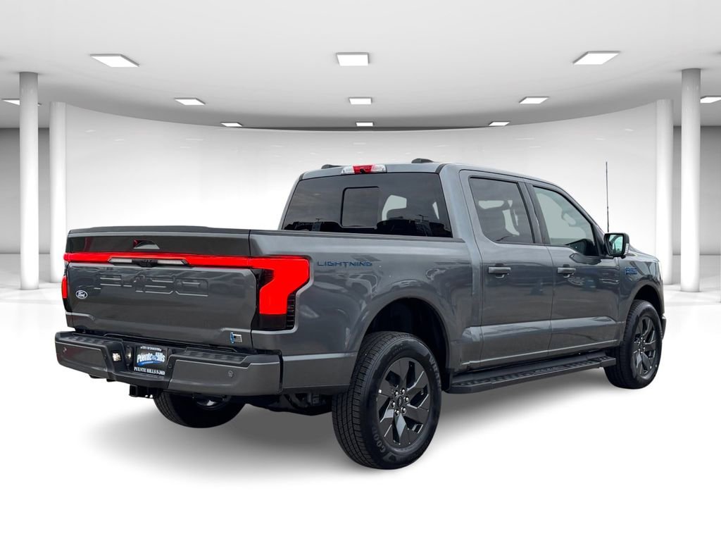 Used 2025 Ford F150 Lightning Lariat AWD/4WD image 4