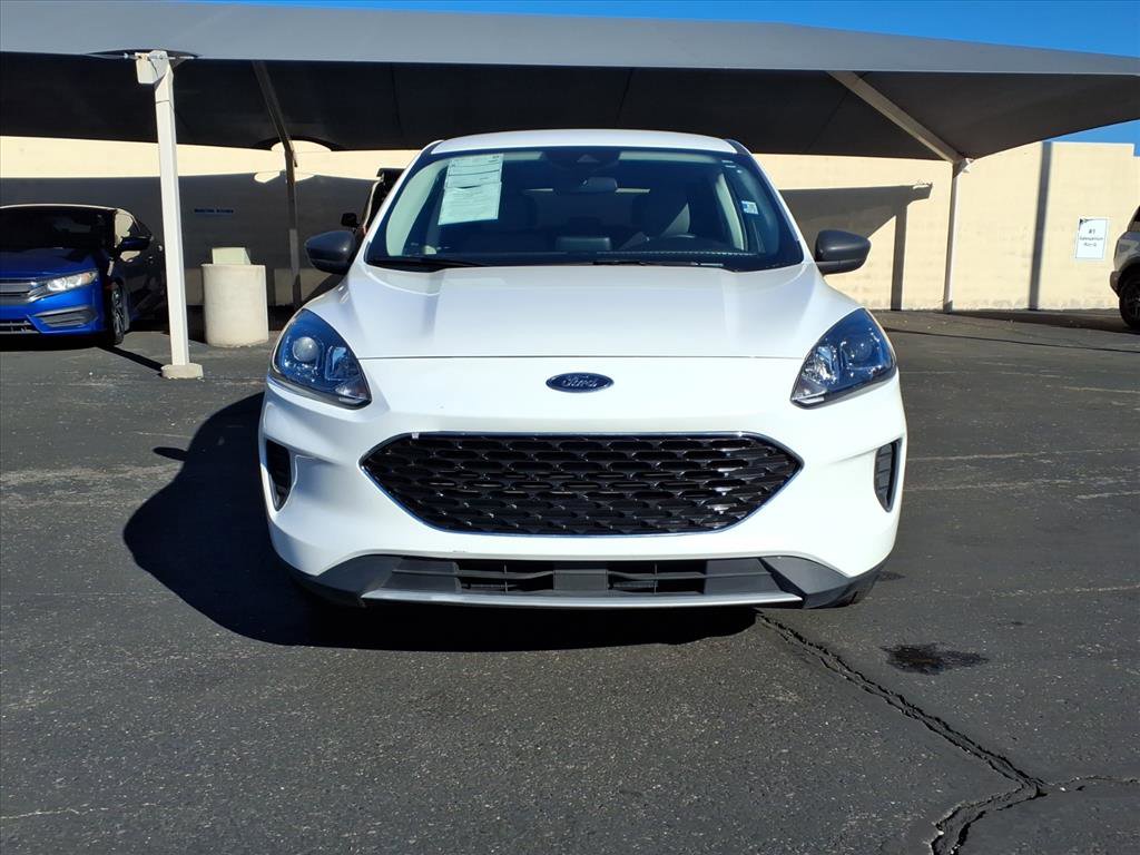 Certified 2022 Ford Escape SE image 2