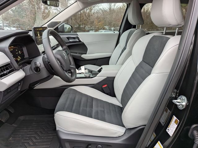 New 2025 Mitsubishi Outlander SE image 14