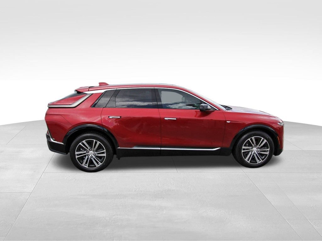 New 2027 Cadillac Lyriq Luxury AWD/4WD image 5