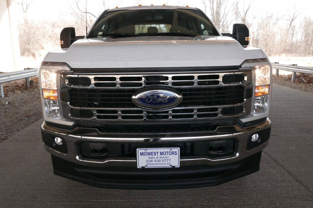 Used 2023 Ford F350 XLT image 27