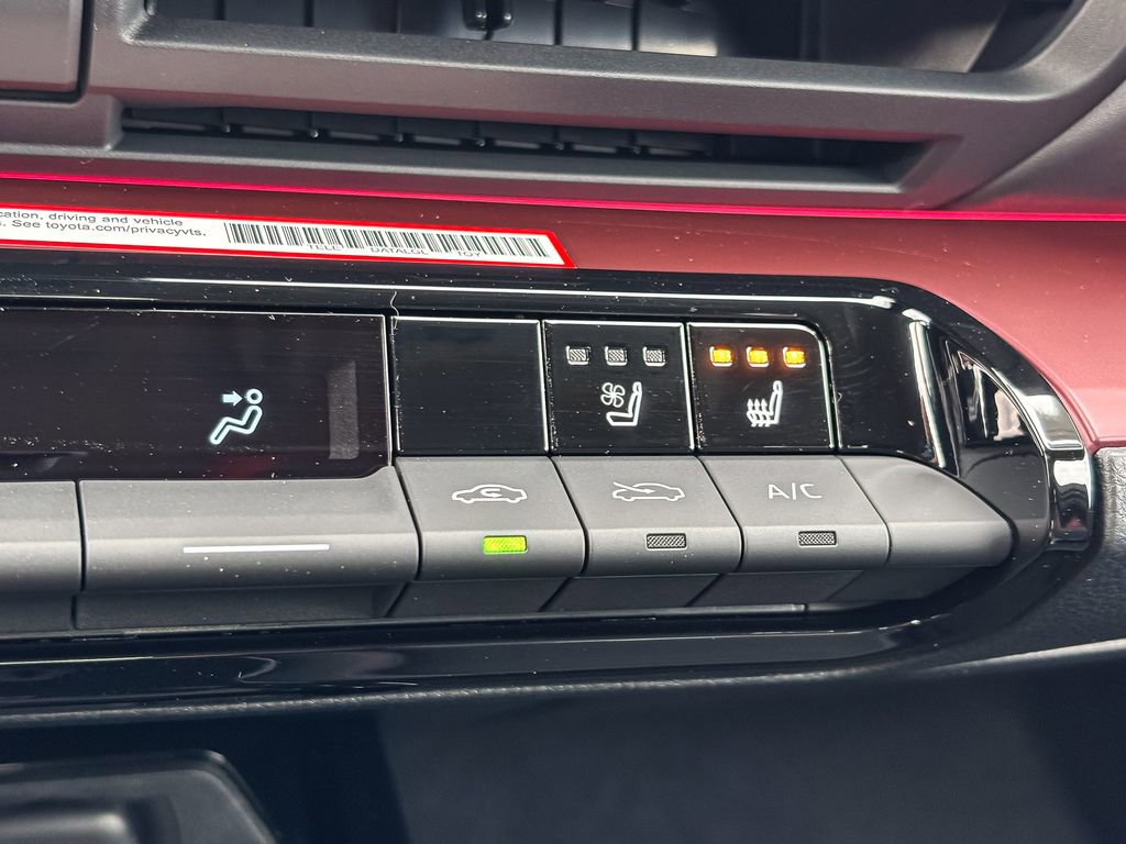 New 2026 Toyota Prius Plug-In Hybrid XSE Premium image 16