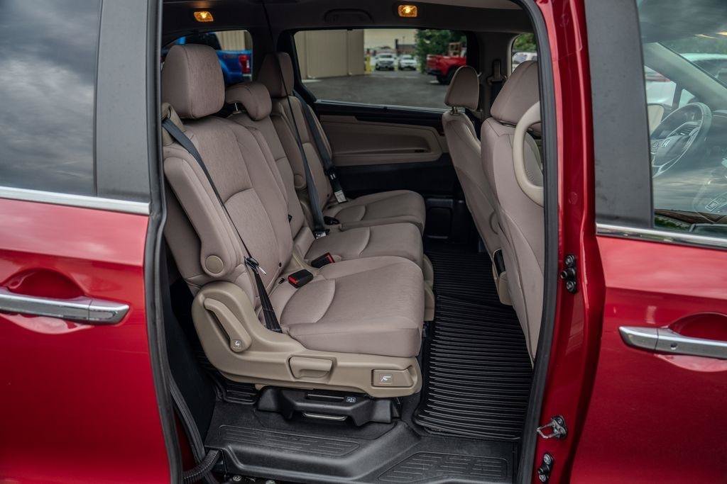 Used 2022 Honda Odyssey EX image 24