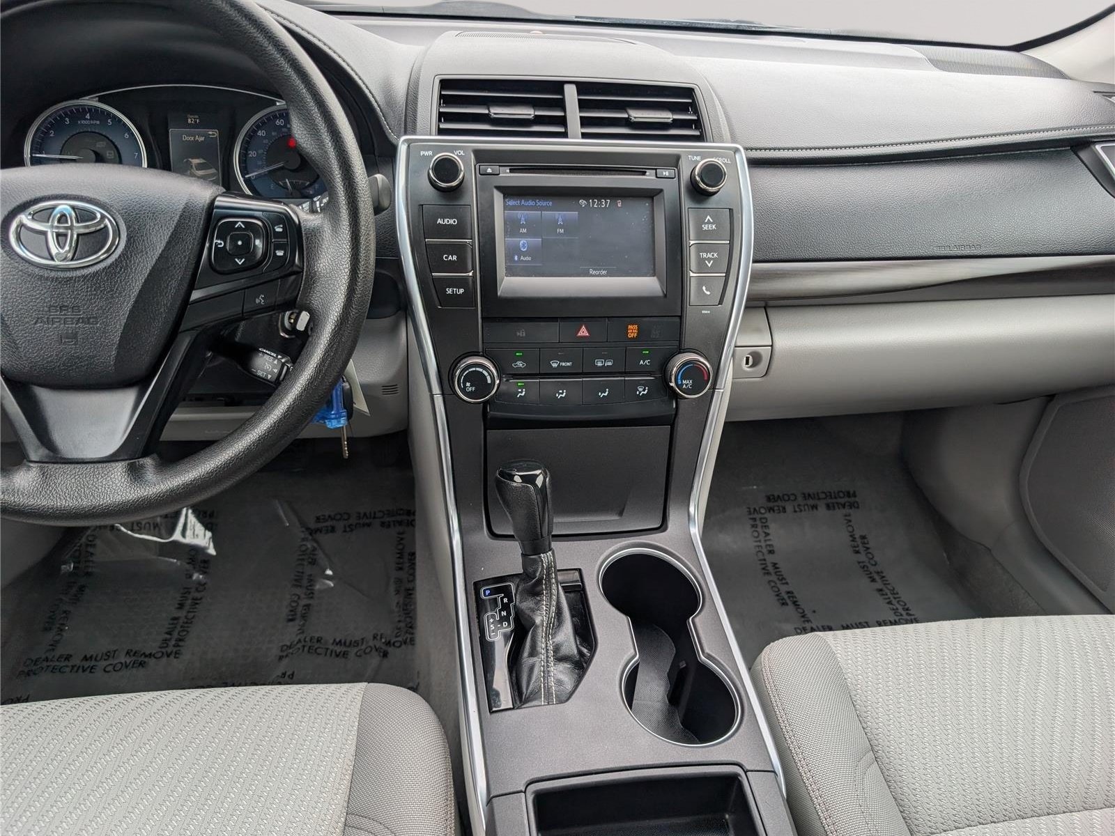 Used 2017 Toyota Camry LE FWD image 18