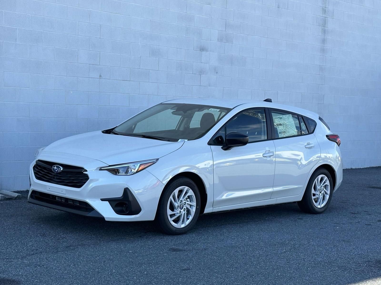 New 2025 Subaru Impreza 2.0i