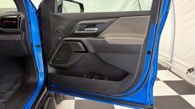 Used 2026 Chevrolet Silverado EV Trail Boss AWD/4WD image 28