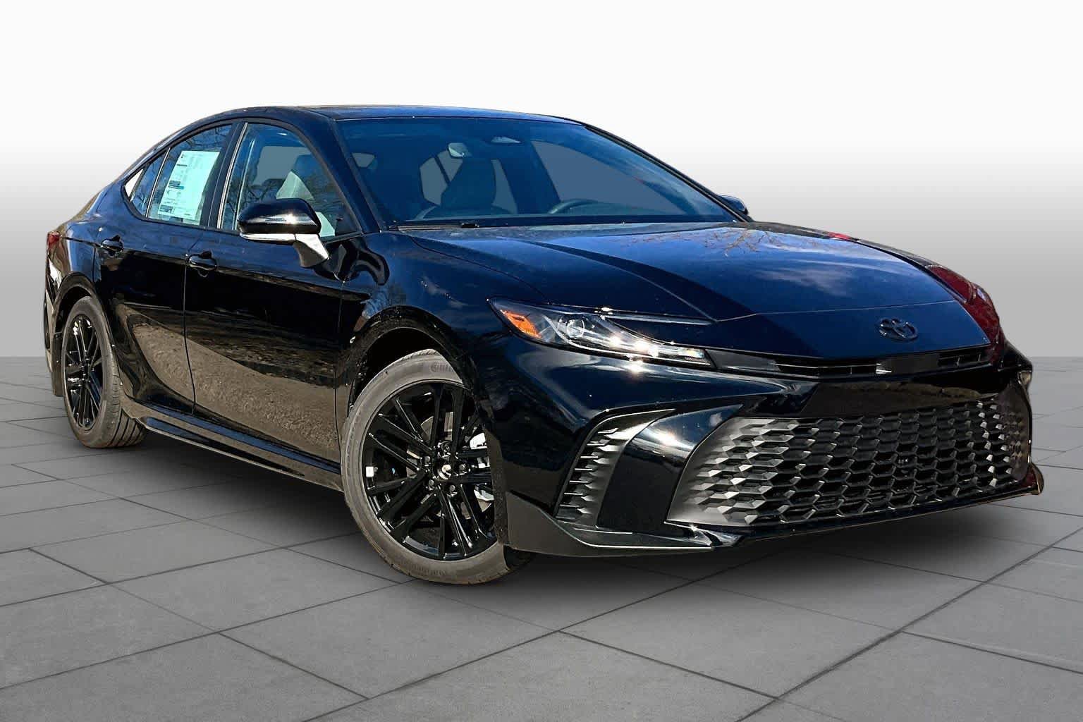 New 2026 Toyota Camry SE FWD video 2