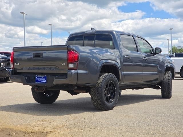 Used 2021 Toyota Tacoma SR AWD/4WD image 29