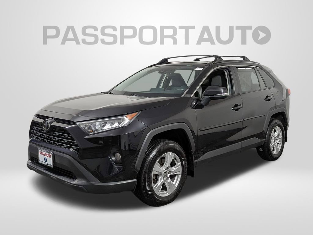 Used 2021 Toyota RAV4 XLE image 1