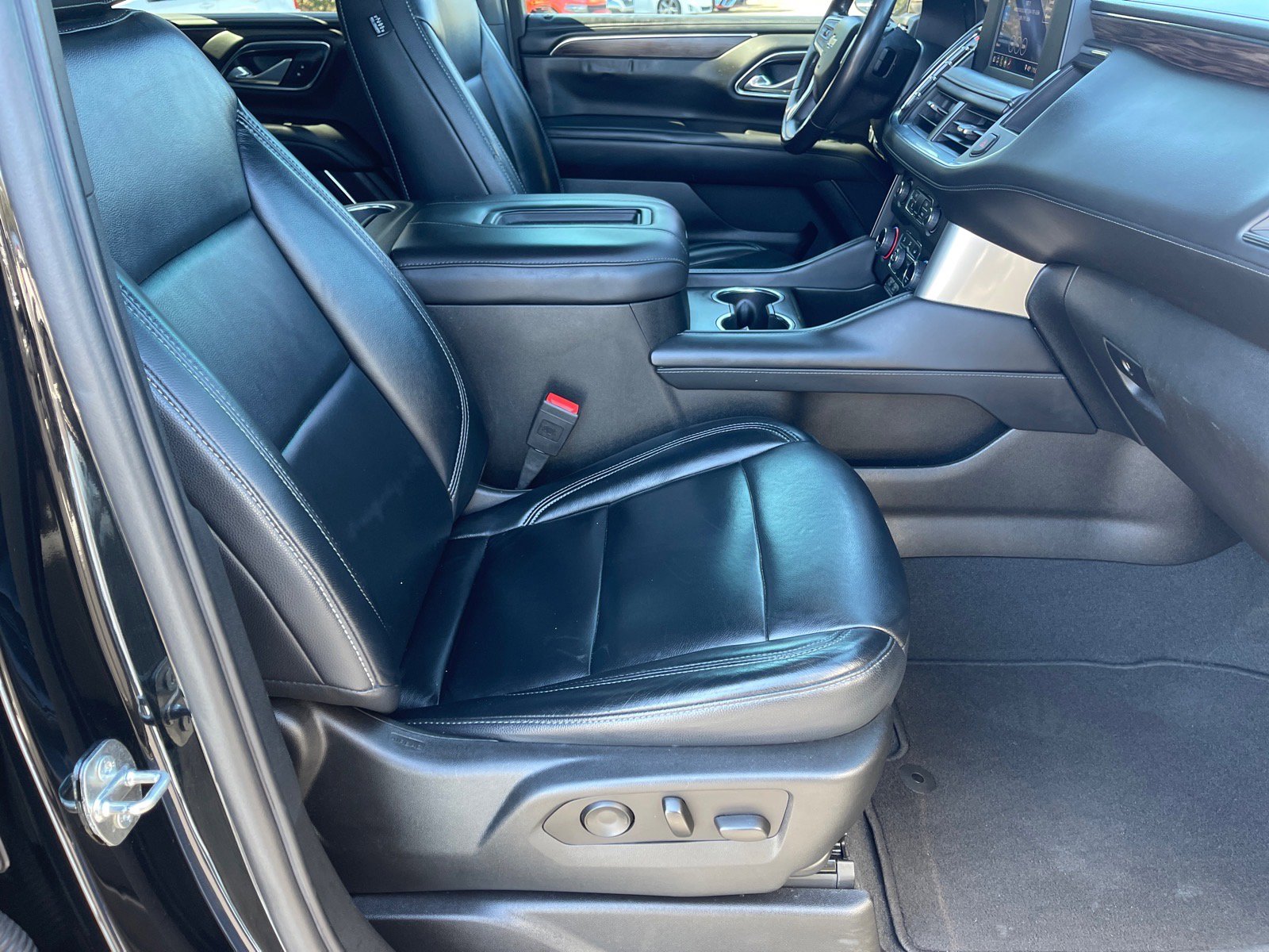 Used 2023 Chevrolet Tahoe LS image 19