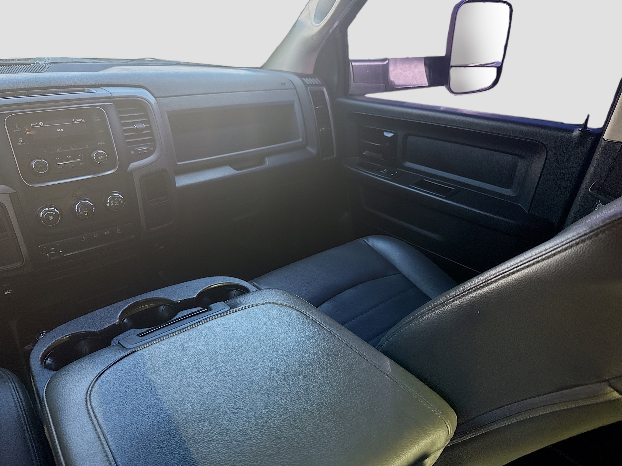 Used 2018 RAM 3500 Tradesman w/ Protection Group image 21