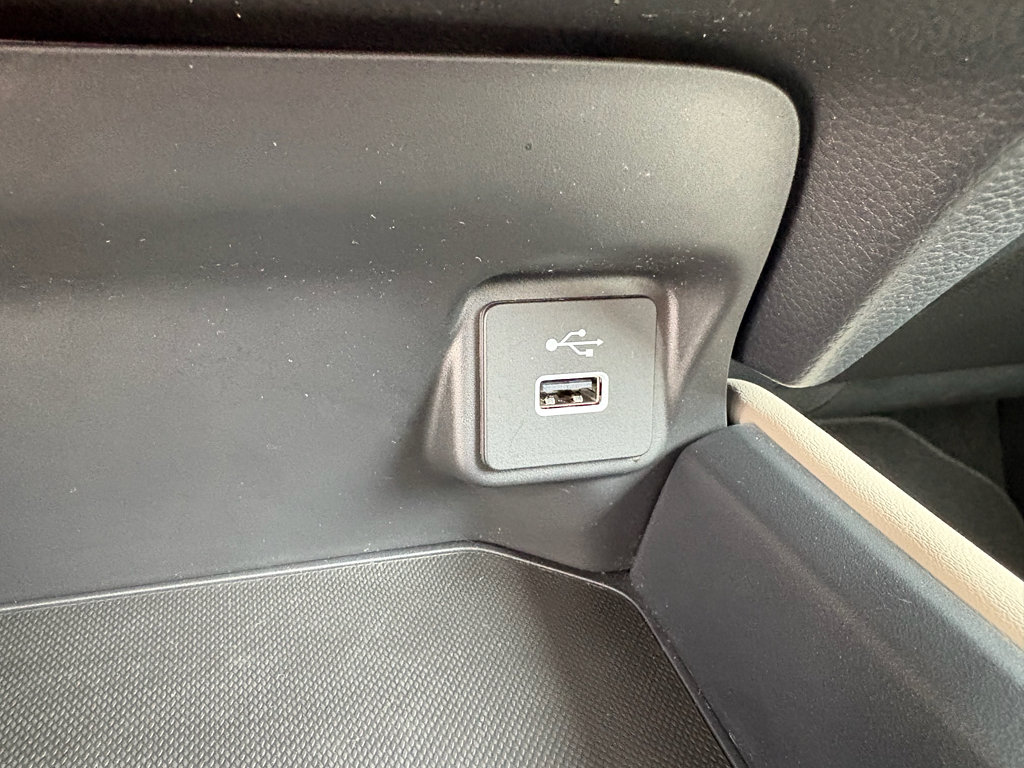 Certified 2025 Honda HR-V LX image 19