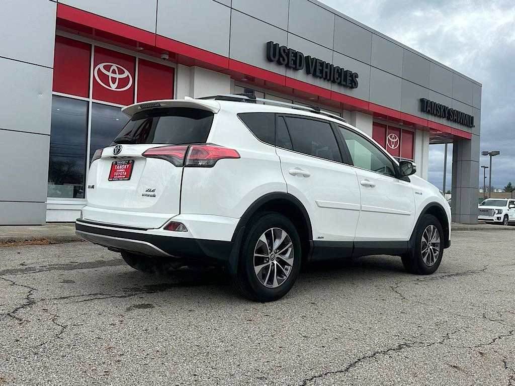 Certified 2018 Toyota RAV4 XLE w/ Protection Package image 5