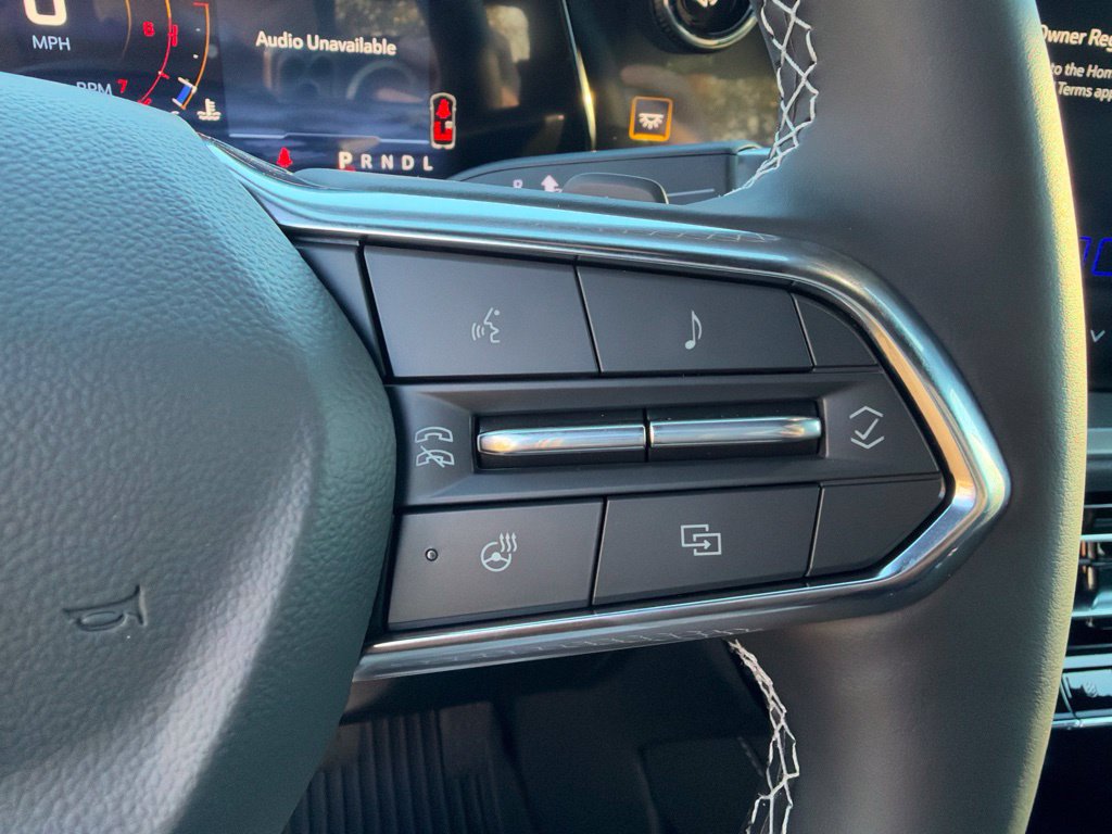 New 2027 Chevrolet Traverse LT w/ Midnight/Sport Edition AWD/4WD image 18