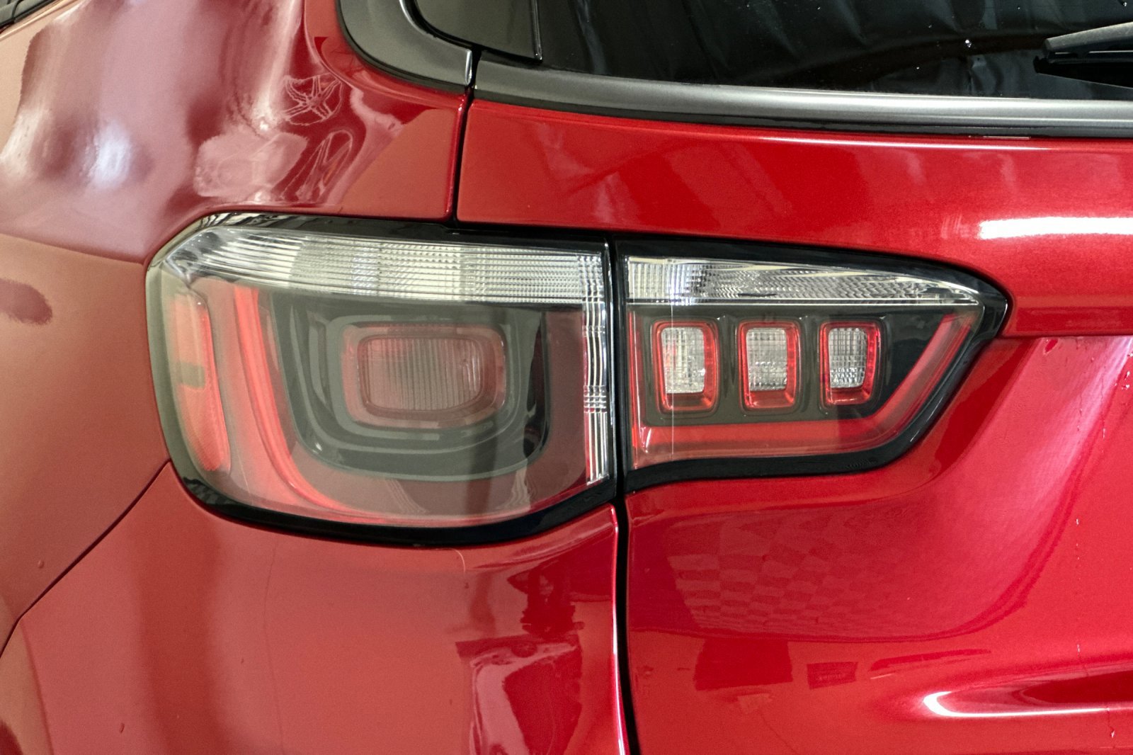 Used 2018 Jeep Compass Trailhawk image 47