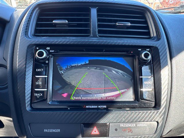 Used 2018 Mitsubishi Outlander Sport LE AWD/4WD image 32
