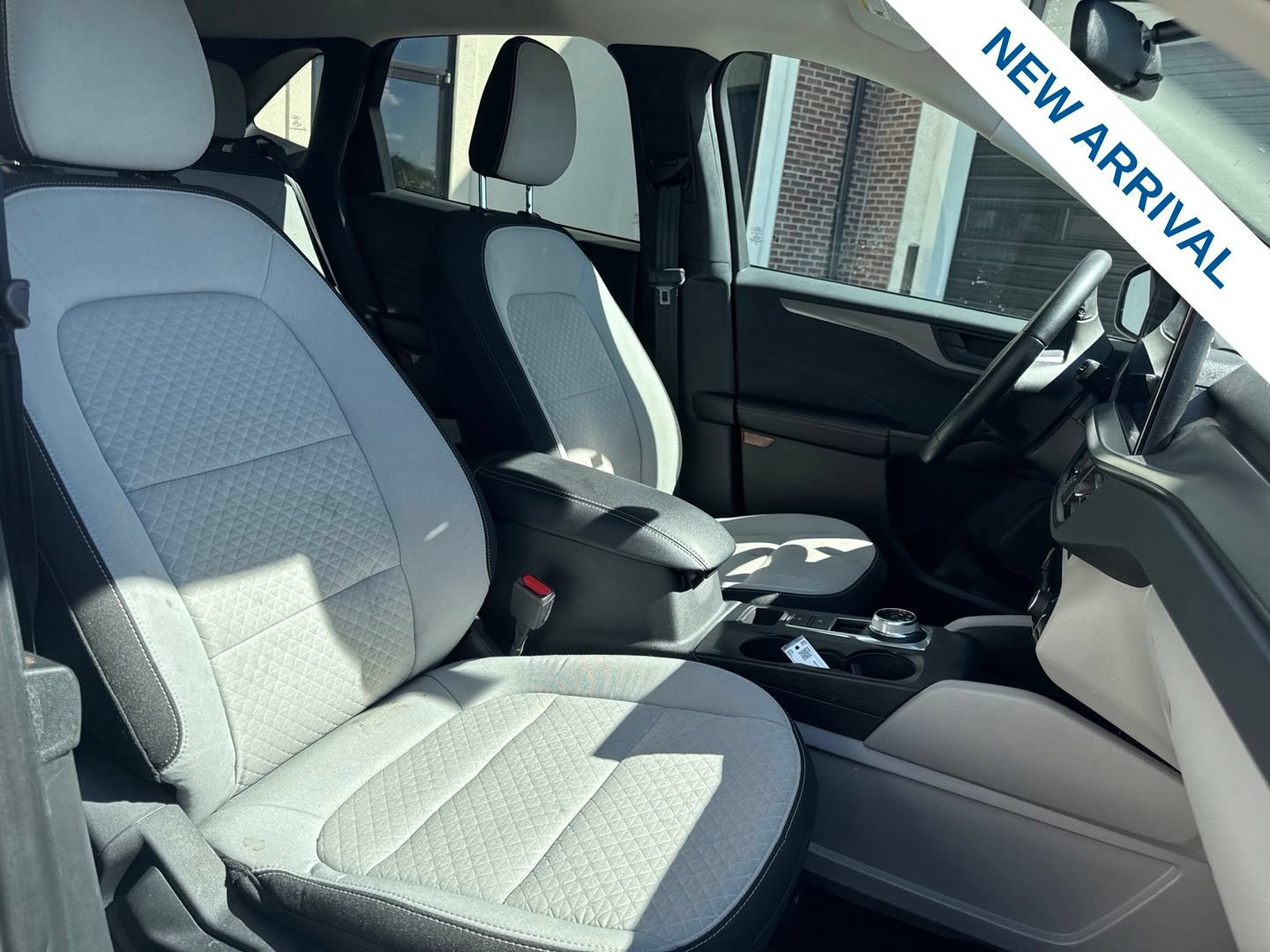 Used 2024 Ford Escape Active w/ Tech Pack #1 FWD image 9