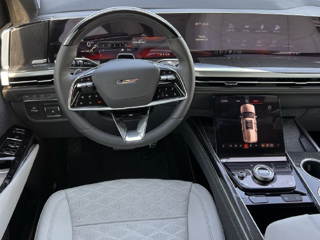 New 2026 Cadillac Escalade ESV V AWD/4WD image 10