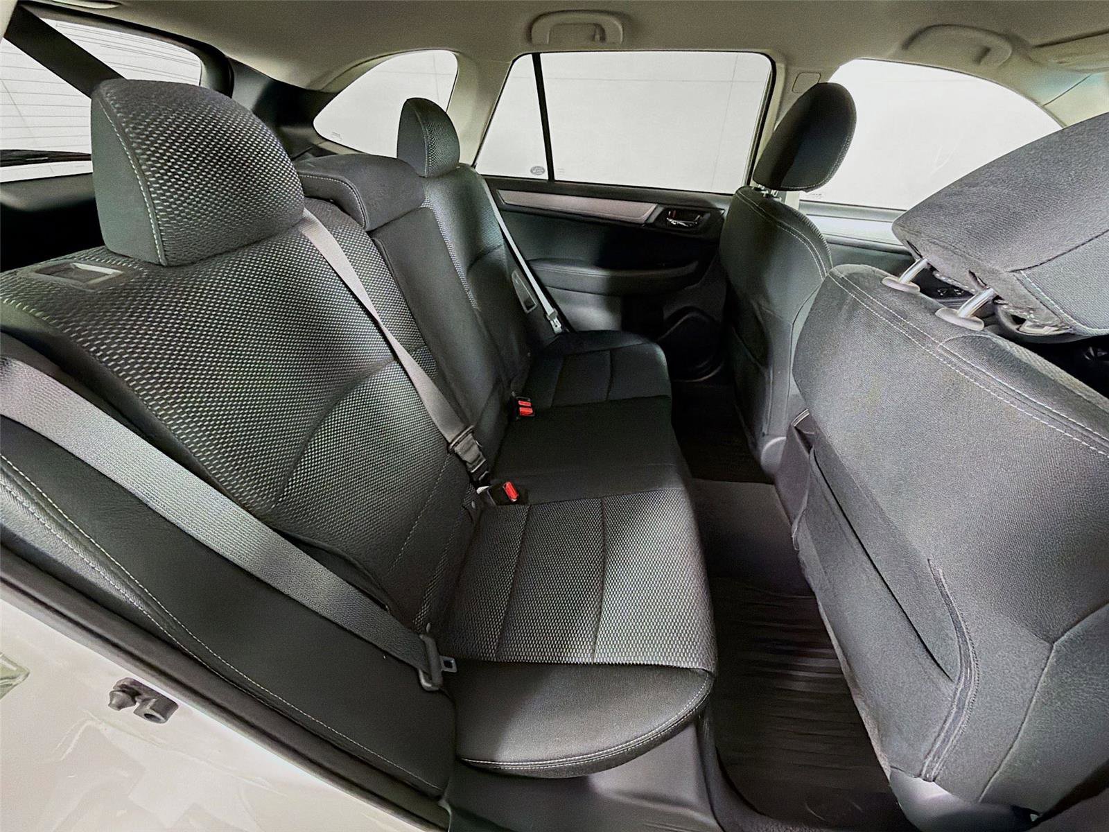 Used 2017 Subaru Outback 2.5i Premium image 25