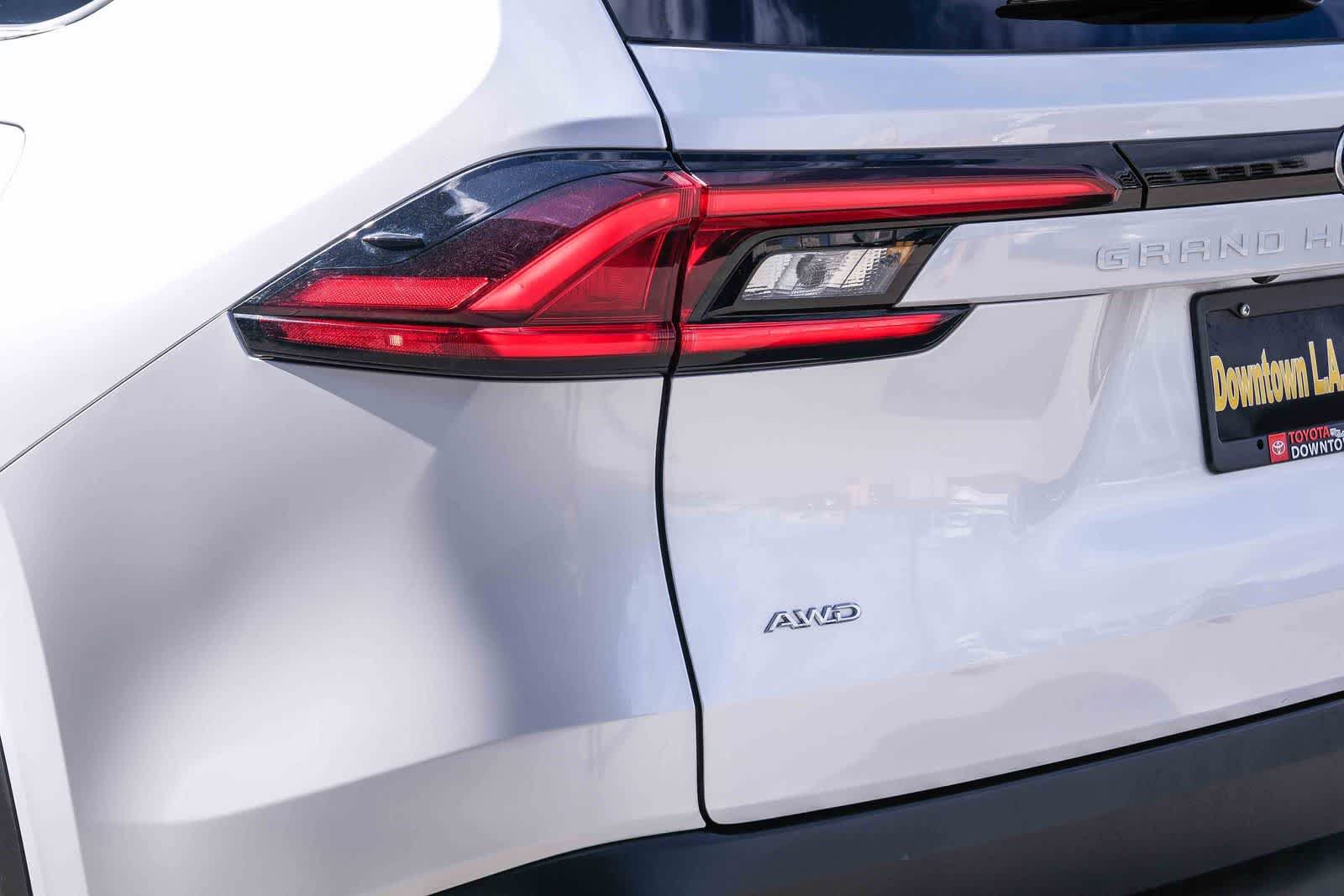 Certified 2025 Toyota Grand Highlander AWD image 7