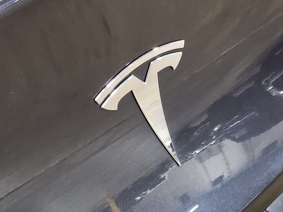 Used 2024 Tesla Model Y Long Range AWD/4WD image 25