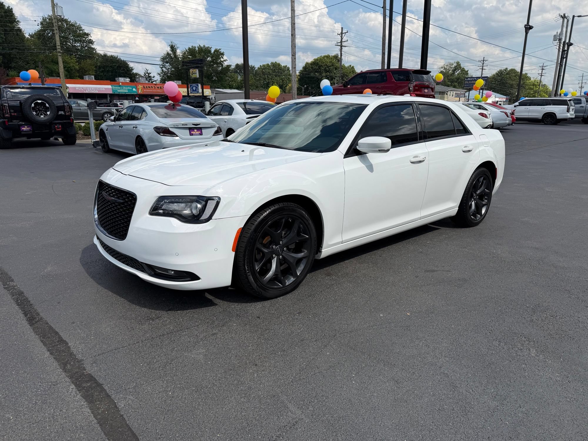 Used 2023 Chrysler 300 S RWD image 3