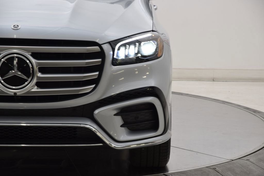 Used 2025 Mercedes-Benz GLS 450 4MATIC image 10