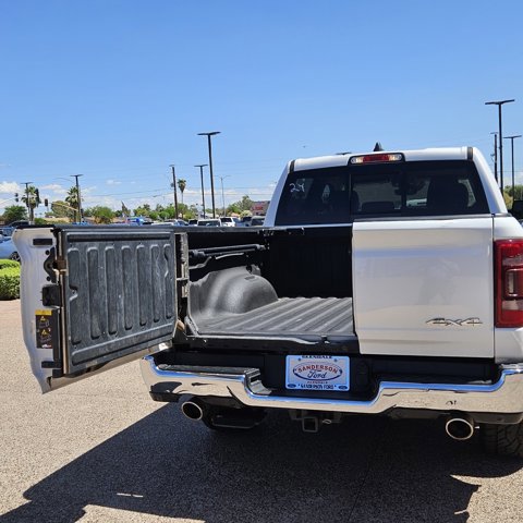 Used 2021 RAM 1500 Laramie image 10