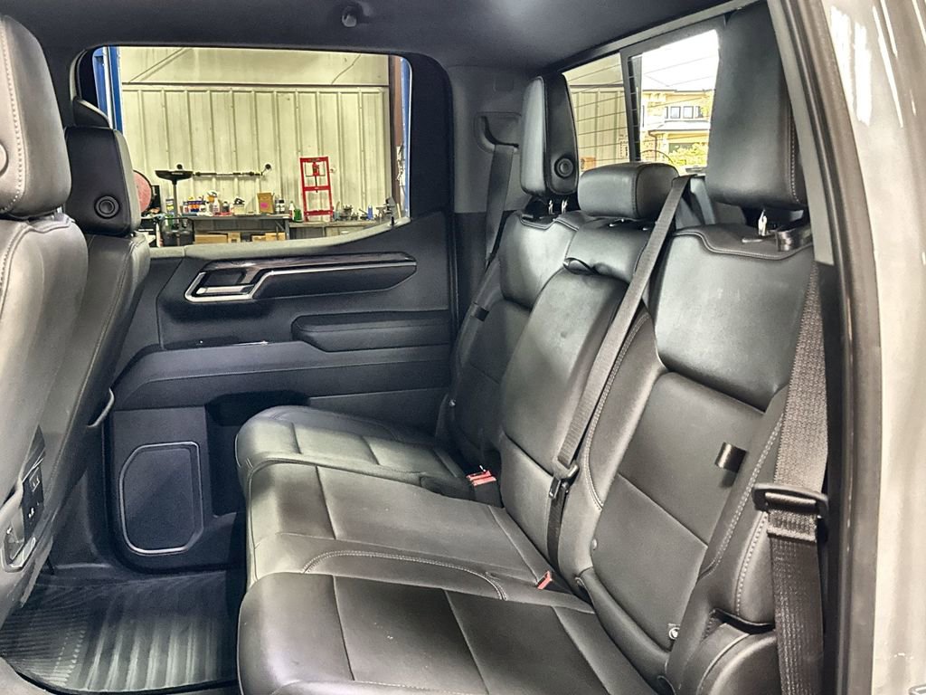 Used 2023 Chevrolet Silverado 1500 LTZ w/ LTZ Convenience Package II AWD/4WD image 24