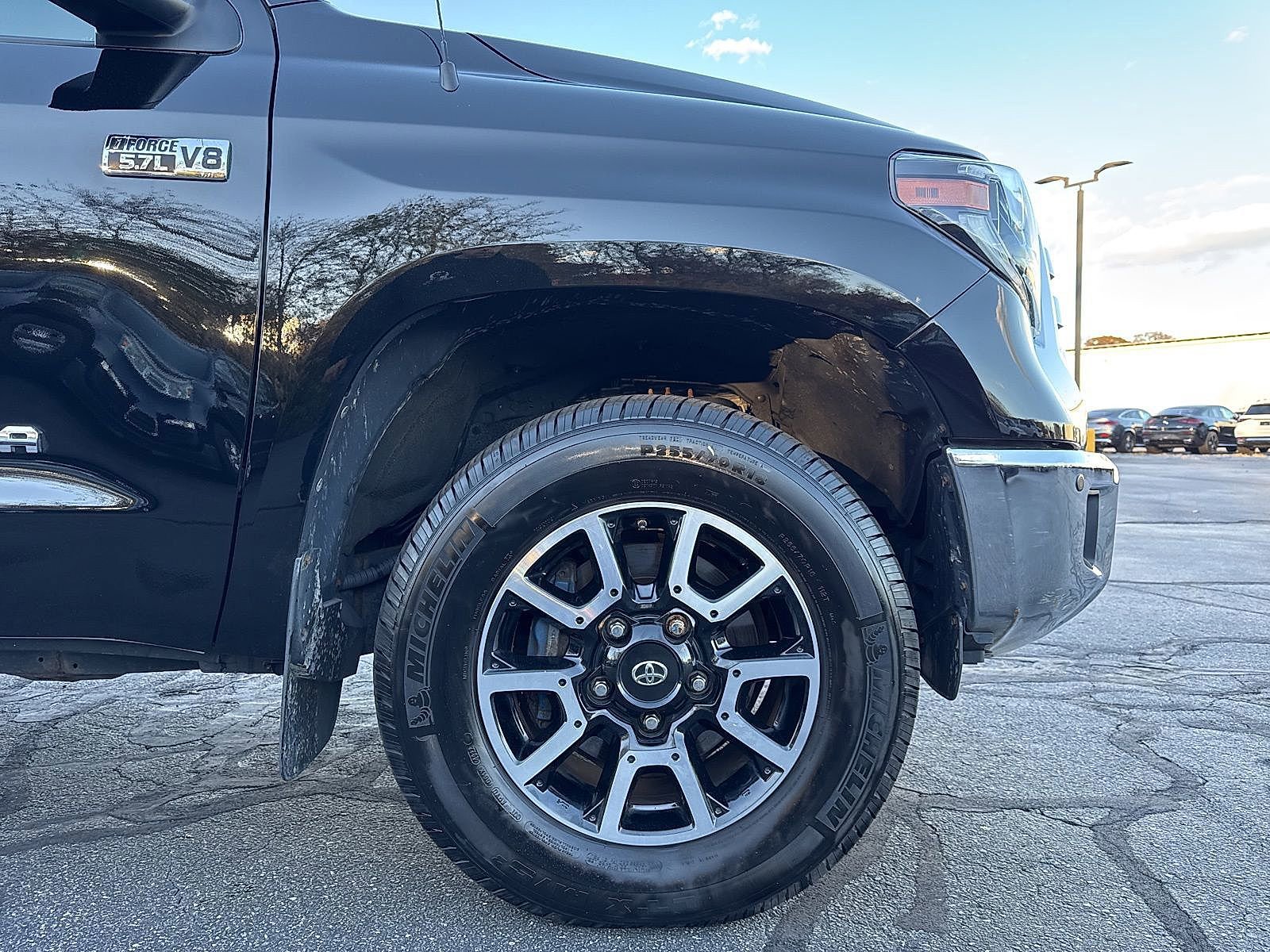 Used 2019 Toyota Tundra Limited image 12