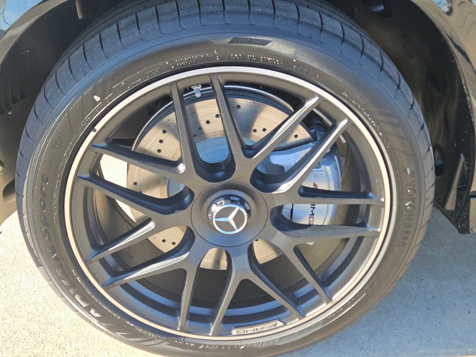 New 2026 Mercedes-Benz GLE 53 AMG 4MATIC Coupe image 9