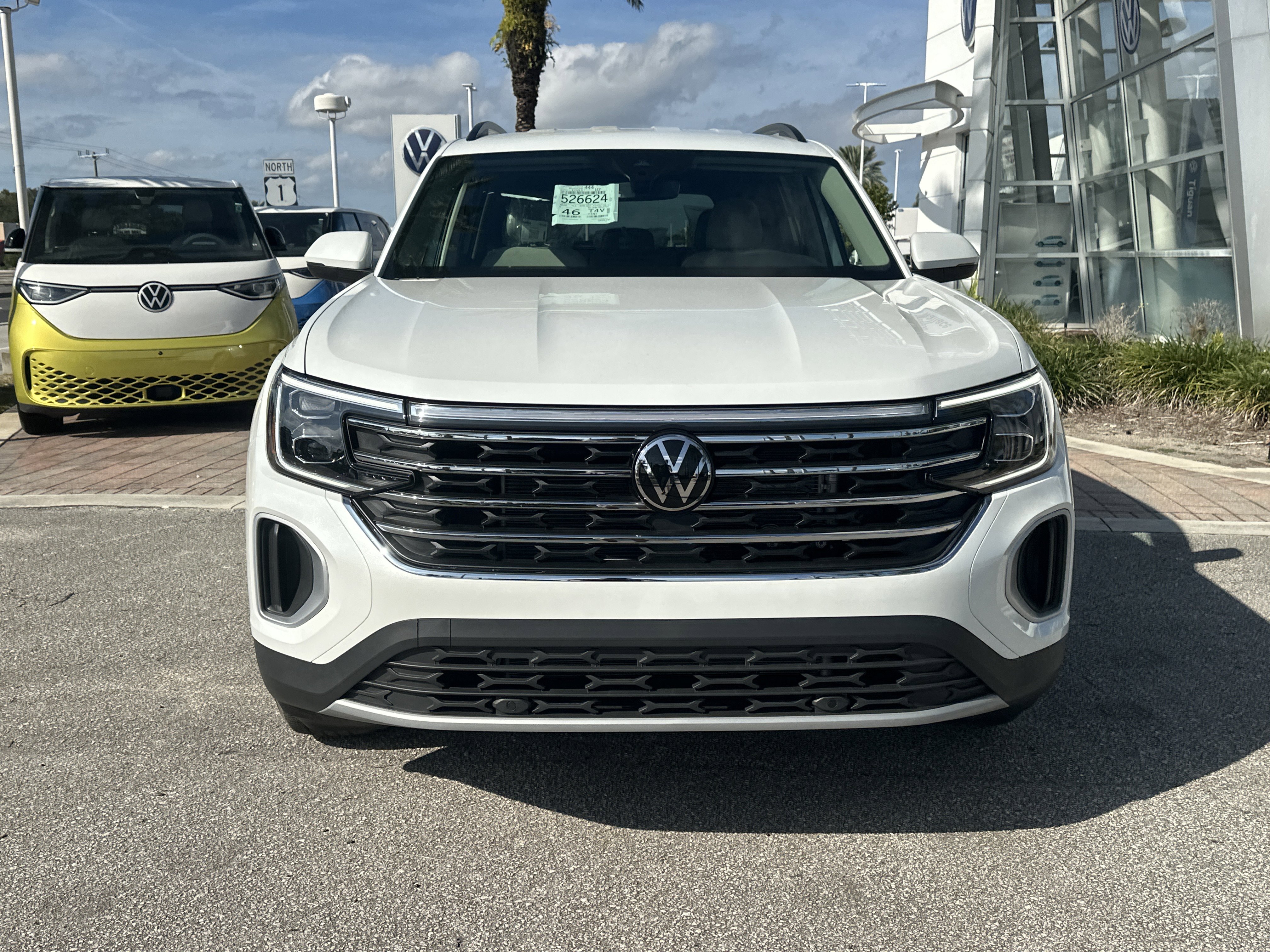 New 2026 Volkswagen Atlas SE image 3