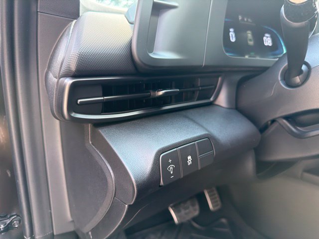 New 2026 Hyundai Elantra SEL Sport FWD image 19
