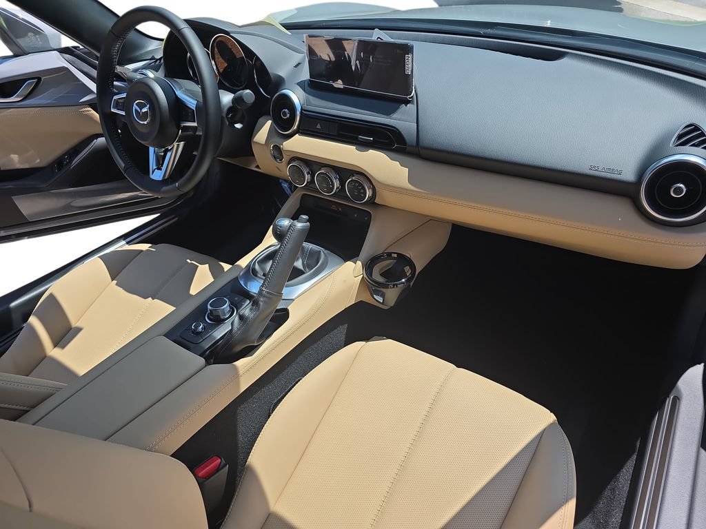 New 2026 MAZDA MX-5 Miata Grand Touring RWD image 9