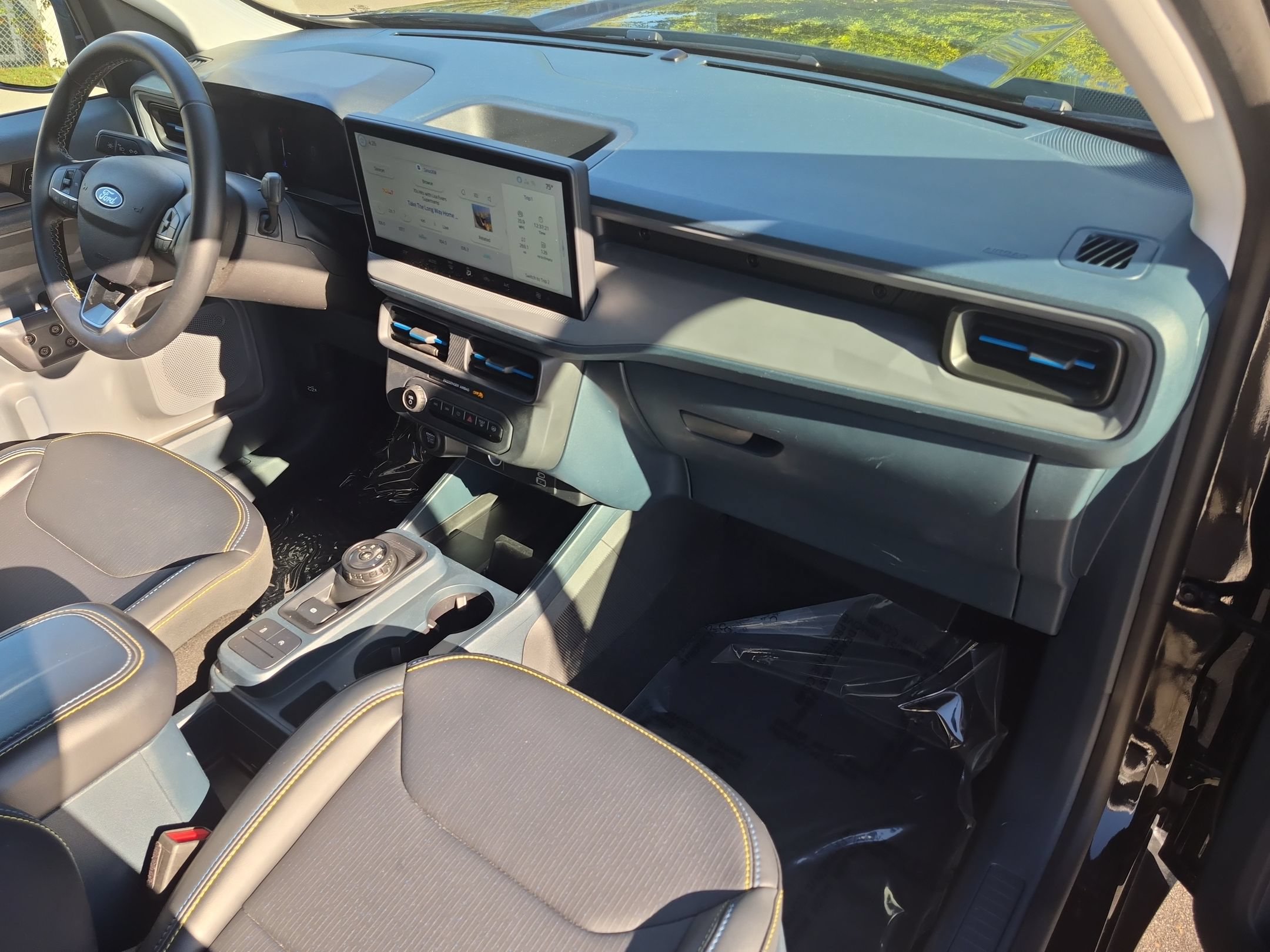 Used 2025 Ford Maverick Lobo AWD/4WD image 35