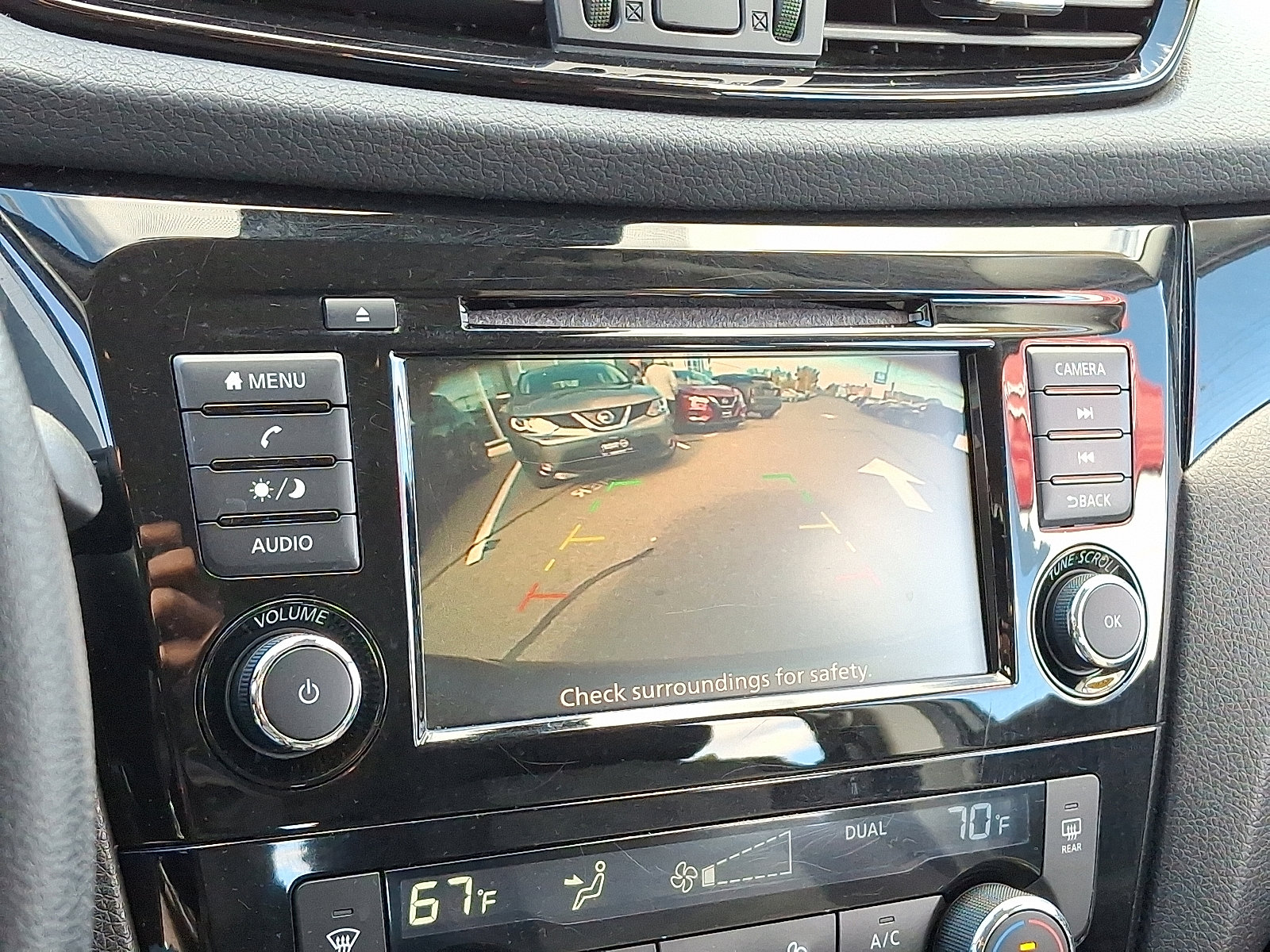 Used 2020 Nissan Rogue Sport SV image 17