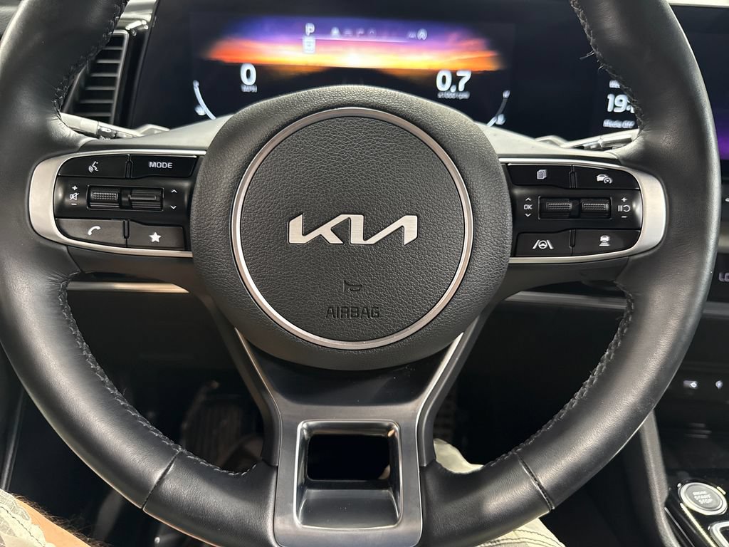Used 2025 Kia Sportage X-Pro AWD/4WD image 17