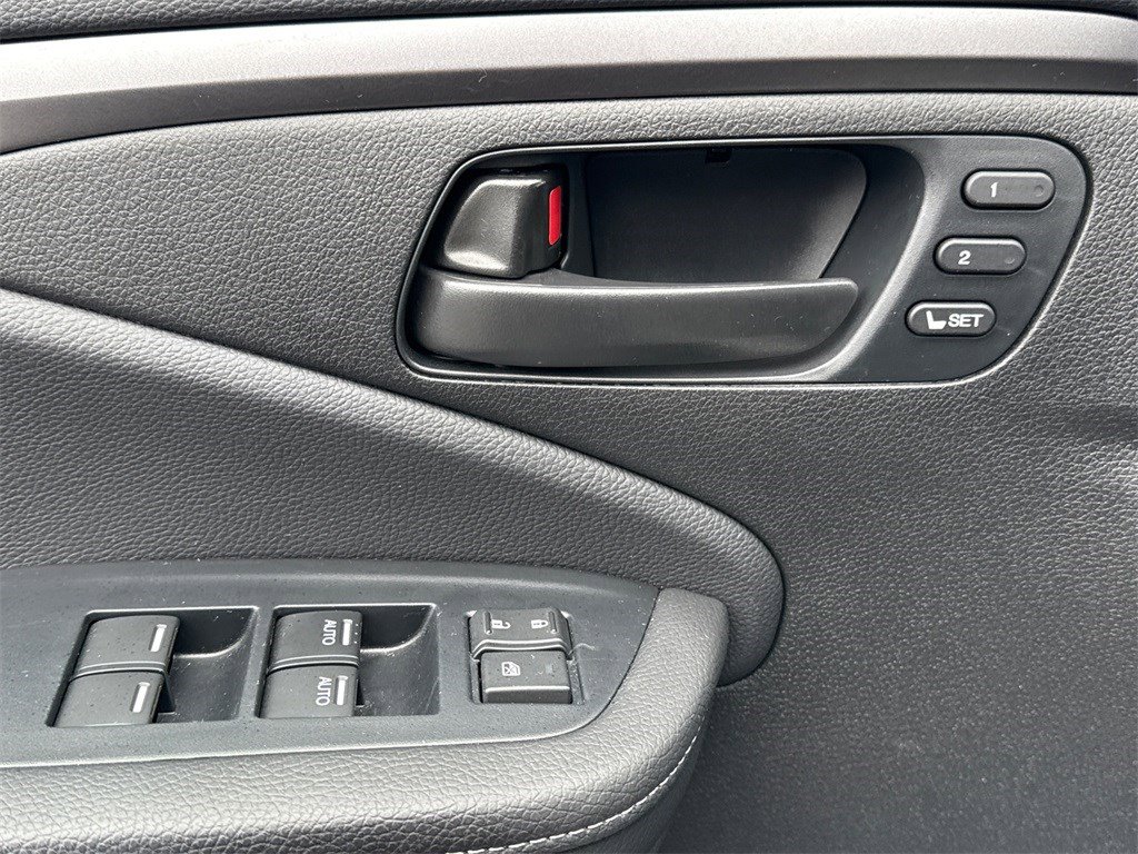 Certified 2023 Honda Passport EX-L image 19