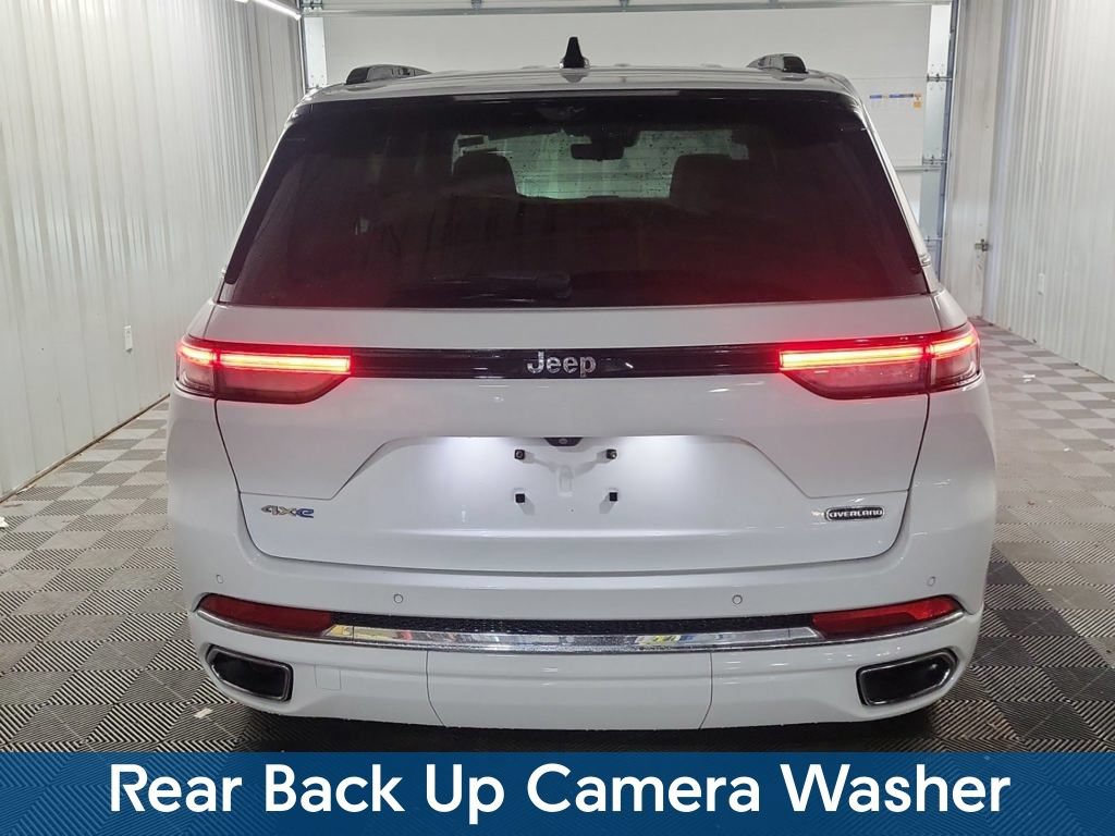 Used 2022 Jeep Grand Cherokee Overland w/ Advanced Protech Group III AWD/4WD image 15