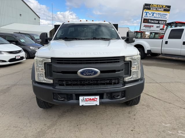 Used 2017 Ford F550 4x4 Regular Cab Super Duty image 2