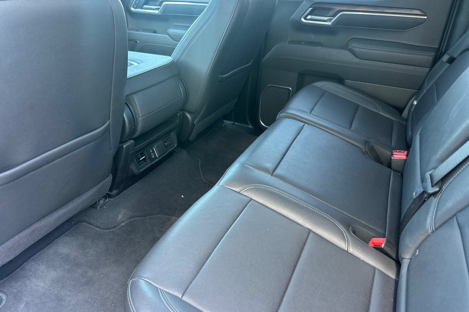 Used 2025 GMC Sierra 1500 SLT RWD image 14